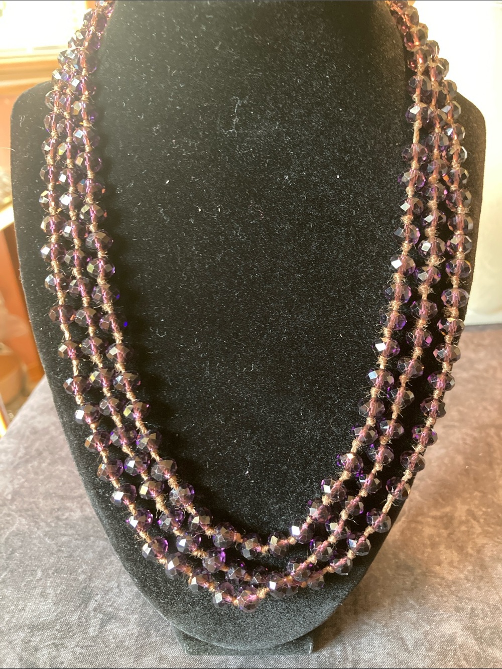 Single-Strand Dark Purple Crystal or Faceted Beaded Necklace